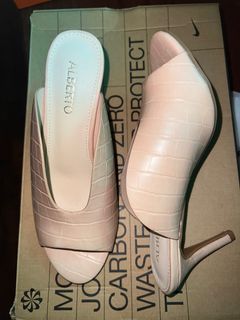 (Category: ) located in . Submitted by TheSundayShop (Listing ID 1357014377, Image 1). Description: .
