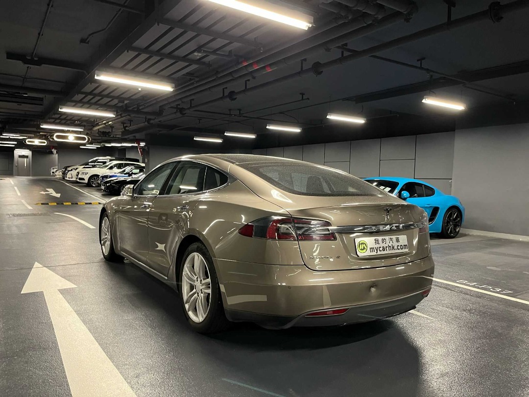 Tesla Model S 70D Auto62863132332290111