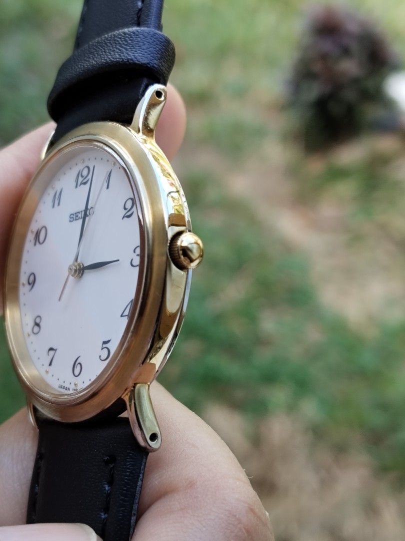 Montre Seiko Spirit L274 Vintage à Quartz - Référence 7N01-5180 JDM - À Réparer (non Fonctionnelle) - Pour Pièces Ou Restauration