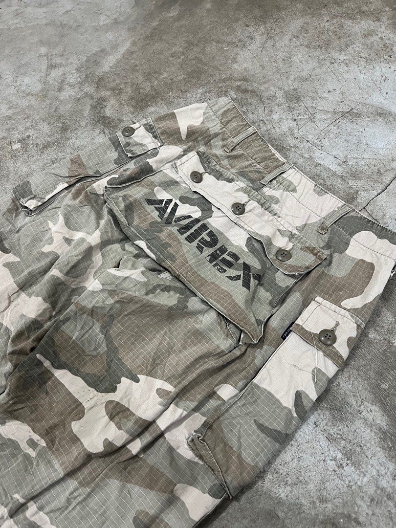 Vintage Avirex Monkey Cargo Camou Pants (Category: Trousers) located in Naga. Submitted by nowhere_archive_shop (Listing ID 1357152831, Image 3). Description: Vintage Avirex Monkey Cargo Camou Pants 30 Waist 40.5 Length 8.5 Leg Opening Excellent Condition DM.