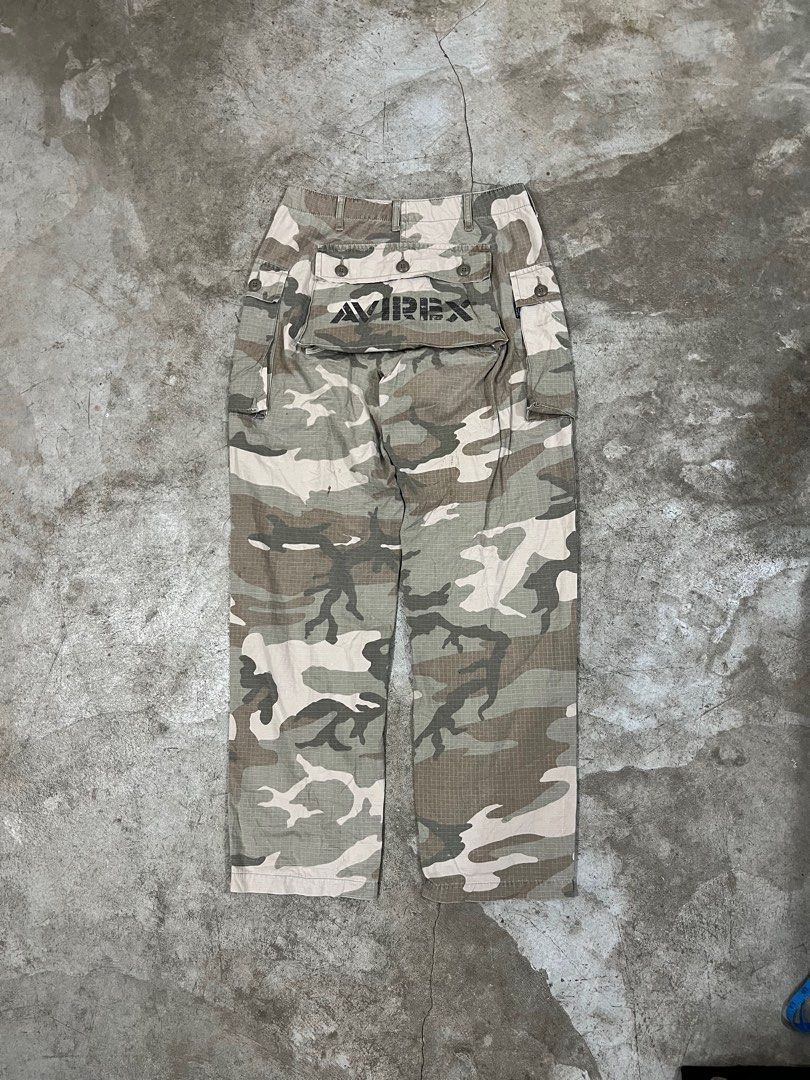 Vintage Avirex Monkey Cargo Camou Pants (Category: Trousers) located in Naga. Submitted by nowhere_archive_shop (Listing ID 1357152831, Image 1). Description: Vintage Avirex Monkey Cargo Camou Pants 30 Waist 40.5 Length 8.5 Leg Opening Excellent Condition DM.