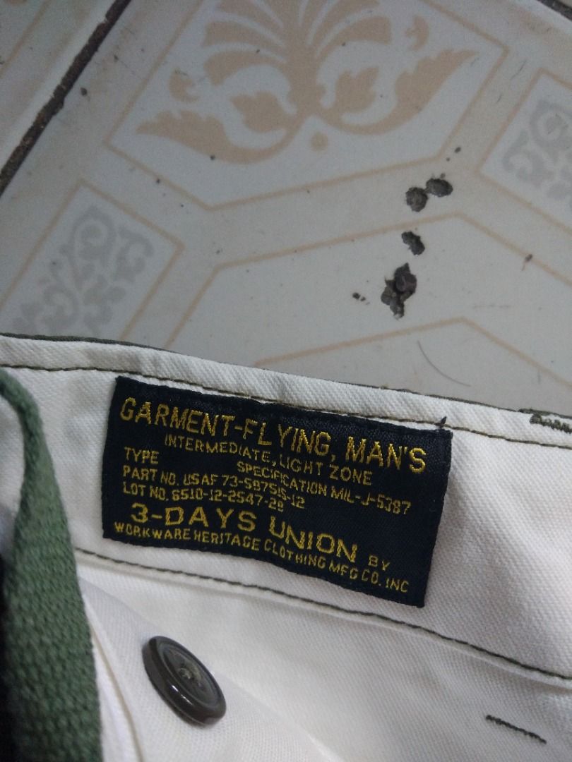 Workware OD Cargo Pant 33 actual (Category: Trousers) located in Pasay City. Submitted by denimdude.ph (Listing ID 1357096023, Image 3). Description: lightweight fabric.