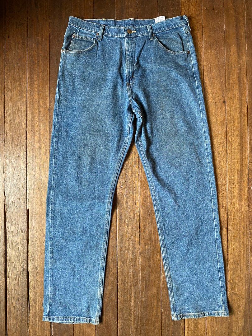 Wrangler Vintage Denim Jeans (Category: Jeans) located in Pasig City. Submitted by lovendletter (Listing ID 1357010790, Image 3). Description: • hard blue denim • vintage, thrifted, unwashed • size on tag (credits to the owner for the 1st photo) dm for more details!.