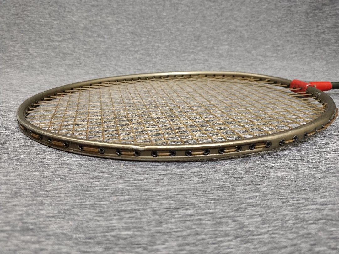 YONEX carbonex 8 full carbon shaft