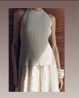 (Category: ) located in . Submitted by styleonpoint (Listing ID 1357185710, Image 1). Description: .