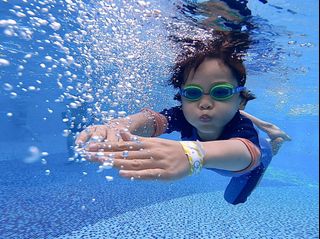 （分類：）位於 。 由 msndoek 提交（商品編號 1357326158，圖片 1）。簡介： 。