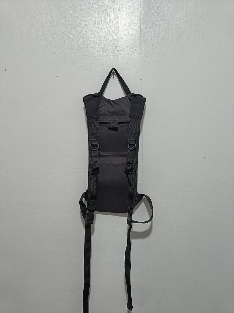 🇺🇸 Mil-Force WS-84 Hydration Backpack (Category: Backpacks) located in Taytay. Submitted by fromdoolig (Listing ID 1357359314, Image 2). Description: 🇺🇸 Mil-Force WS-84 Hydration Backpack Excellent Condition Issue: None Color: Black Capacity: 2Liter Color Rating: 10/10 Fabric Rating; 10/10 Please wash before wearing! Note: Water Reservoir Not Included Price: 780+SF Mode of Payment: Gcash/Unionbank only [Payment First] Courier Service: JNT onl