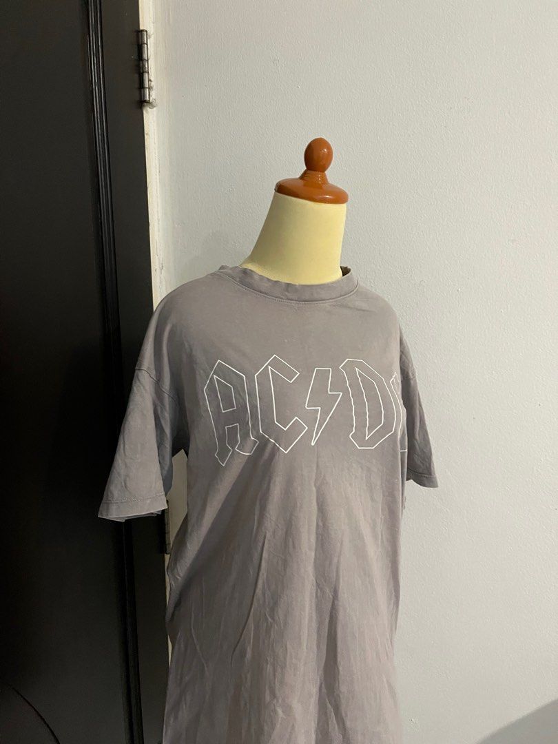 ACDC Oversized T-shirt, Women's Fashion, Tops, Shirts on Carousell