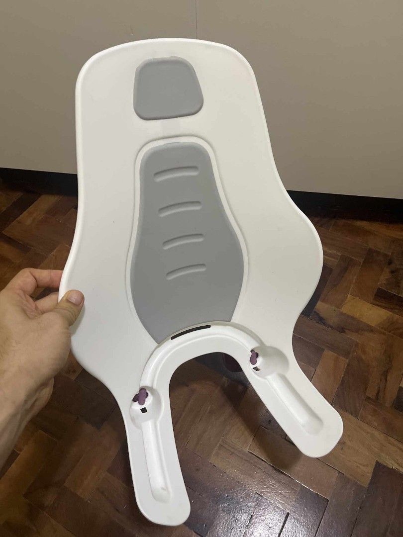 Baby Wash Butt Seat (Category: Bathtub & Bath Accessories) located in Quezon City. Submitted by j0022 (Listing ID 1357353864, Image 1). Description: 350 only Can do free shipping within Metro Manila via J&T.