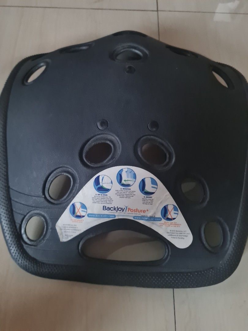 Backjoy posture seat chair (Category: Braces, Support & Protection) located in Taguig. Submitted by gowilliam.767 (Listing ID 1357231934, Image 3). Description: original price 4000 mop gcash prior to pickup location pin to be given upon payment confirmation.