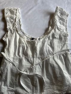 (Category: ) located in . Submitted by savemycloset (Listing ID 1357304067, Image 1). Description: .