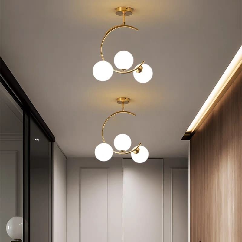 Ceiling light (Category: Lighting) located in Singapore. Submitted by leorence (Listing ID 1357242579, Image 1). Description: self collection.