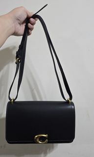 由 dog19941117gva27 (刊登 ID 1357357064，圖片 1) 提交，位於 的 (類別：)，說明：。