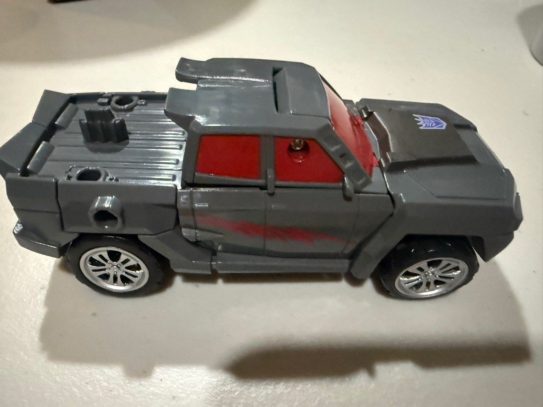 Combiner wars offroad (Category: Vehicle & Diecast Models) located in Makati City. Submitted by lynrtw (Listing ID 1357315732, Image 1). Description: Makati.