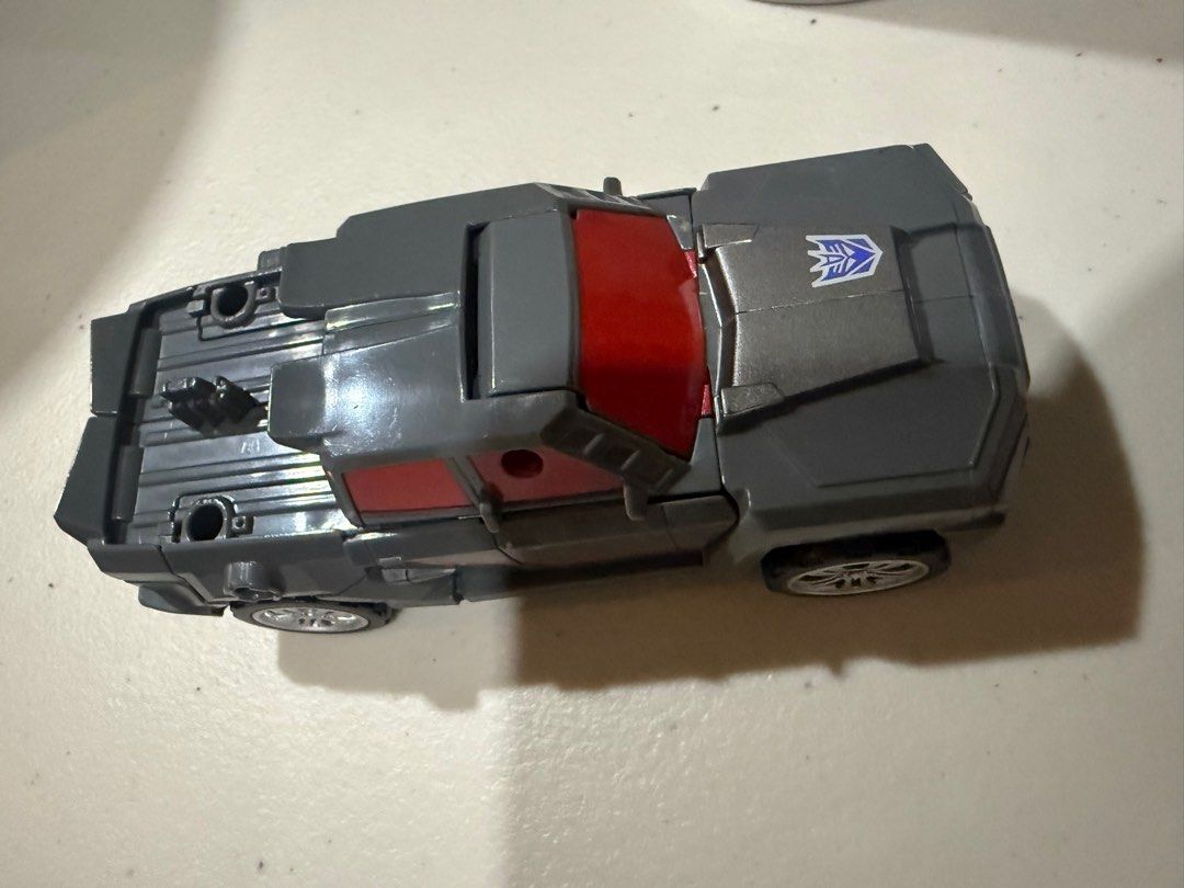 Combiner wars offroad (Category: Vehicle & Diecast Models) located in Makati City. Submitted by lynrtw (Listing ID 1357315732, Image 3). Description: Makati.