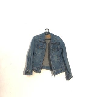(Category: ) located in . Submitted by joylcechanjc (Listing ID 1357250847, Image 1). Description: .