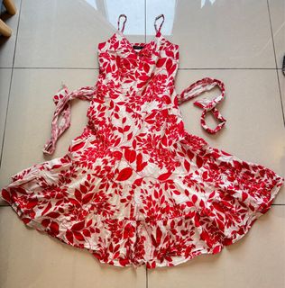 (Category: ) located in . Submitted by fashiongal07 (Listing ID 1357284421, Image 1). Description: .