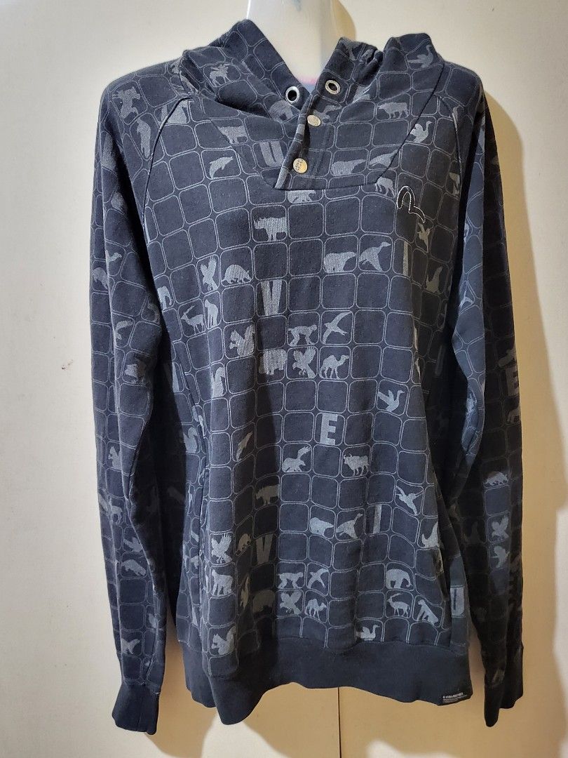 Evisu Jacket (Category: Coats, Jackets and Outerwear) located in Baguio. Submitted by smolcy (Listing ID 1357294852, Image 1). Description: Evisu Genes Jacket Medium to Semi Large Issue is walang tali hood lagyan niyo nalang.