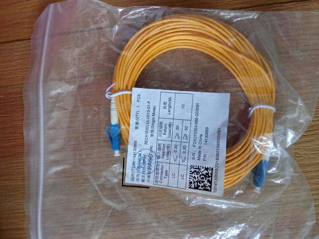 Fiber Patch Cord single mode Extension (Category: Cables & Adaptors) located in Quezon City. Submitted by yahney_luv2sell (Listing ID 1357219465, Image 3). Description: Fiber Patch Cord single mode Extension sell it for 15 pesos per meter!! RFS: change of business and available stocks until last you can take all the fiber prices are based on negotiation. FEATURES: ✔ CE/FCC – ROHS compliant ✔ Low insertion and back reflection loss ✔ High temperatu
