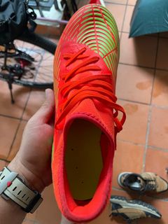 (Category: ) located in . Submitted by Daniel_Kong_99 (Listing ID 1357311297, Image 1). Description: .