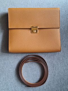 （分類：）位於 。 由 fungevawaiting 提交（商品編號 1357237205，圖片 1）。簡介： 。