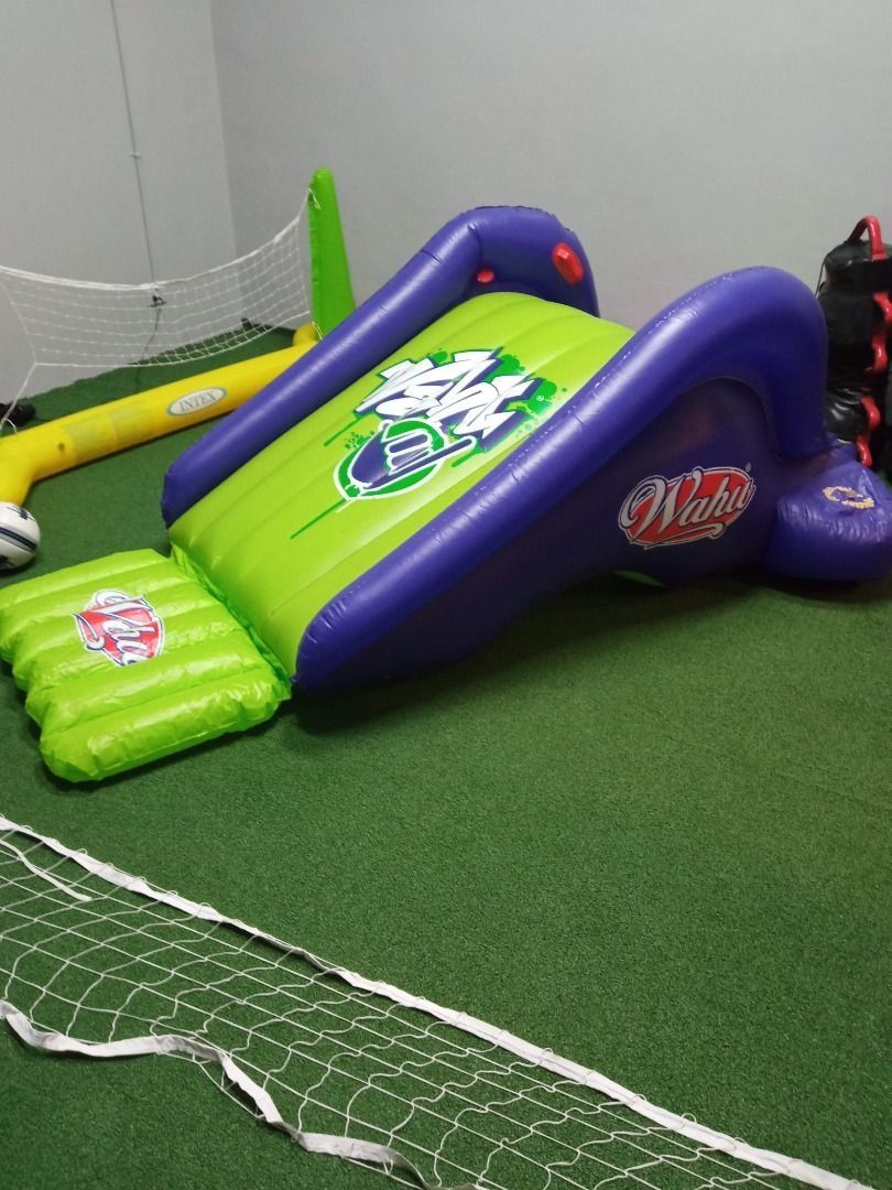 Inflatable Water Slide (Category: Infant Playtime) located in Manila. Submitted by el_valor (Listing ID 1357306211, Image 2). Description: Inflatable Water Slide P 2,500 BF Pque / Makati.