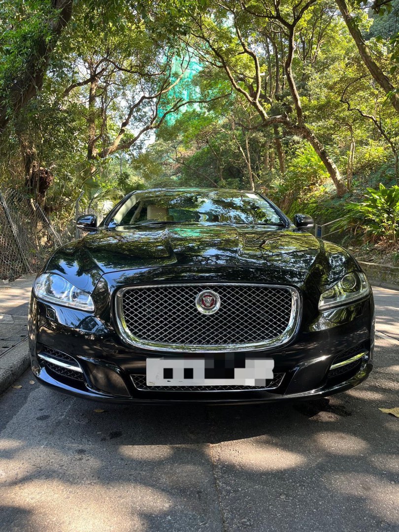 Jaguar XJ 2.0 Premium Luxury LWB Auto62863174908802111