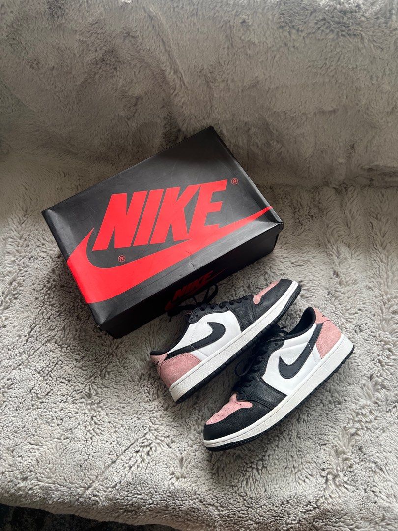 Jordan 1 Low Bleached Coral (Category: Sneakers) located in Quezon City. Submitted by elgabeu (Listing ID 1357345982, Image 1). Description: Jordan 1 Low Bleached Coral Size 9.5 Used twice indoors Complete with laces and box 💵 Payment: BDO, Gcash, Maya 📍Location: Timog/Kamias QC 📦 Shipping: Lalamove, Grab, LBC.