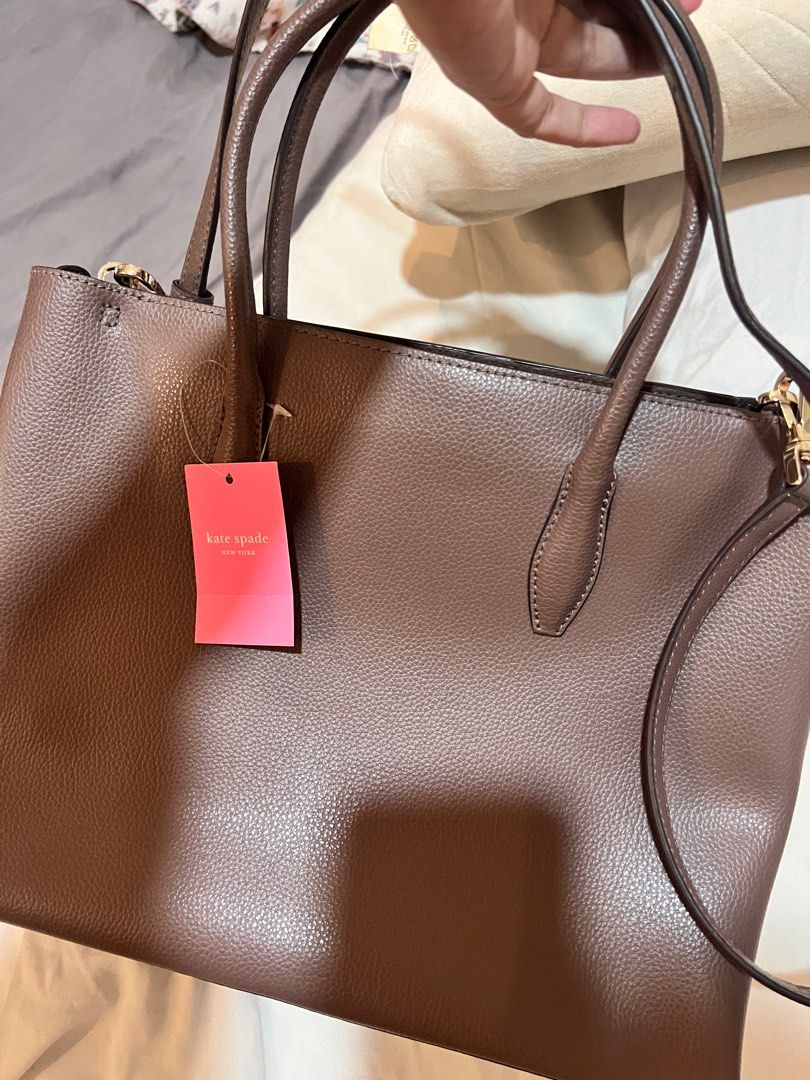 Kate Spade Medium Eva Satchel (Category: Luxury Bags & Wallets) located in Quezon City. Submitted by acire17 (Listing ID 1357253484, Image 2). Description: Brand new with tag.