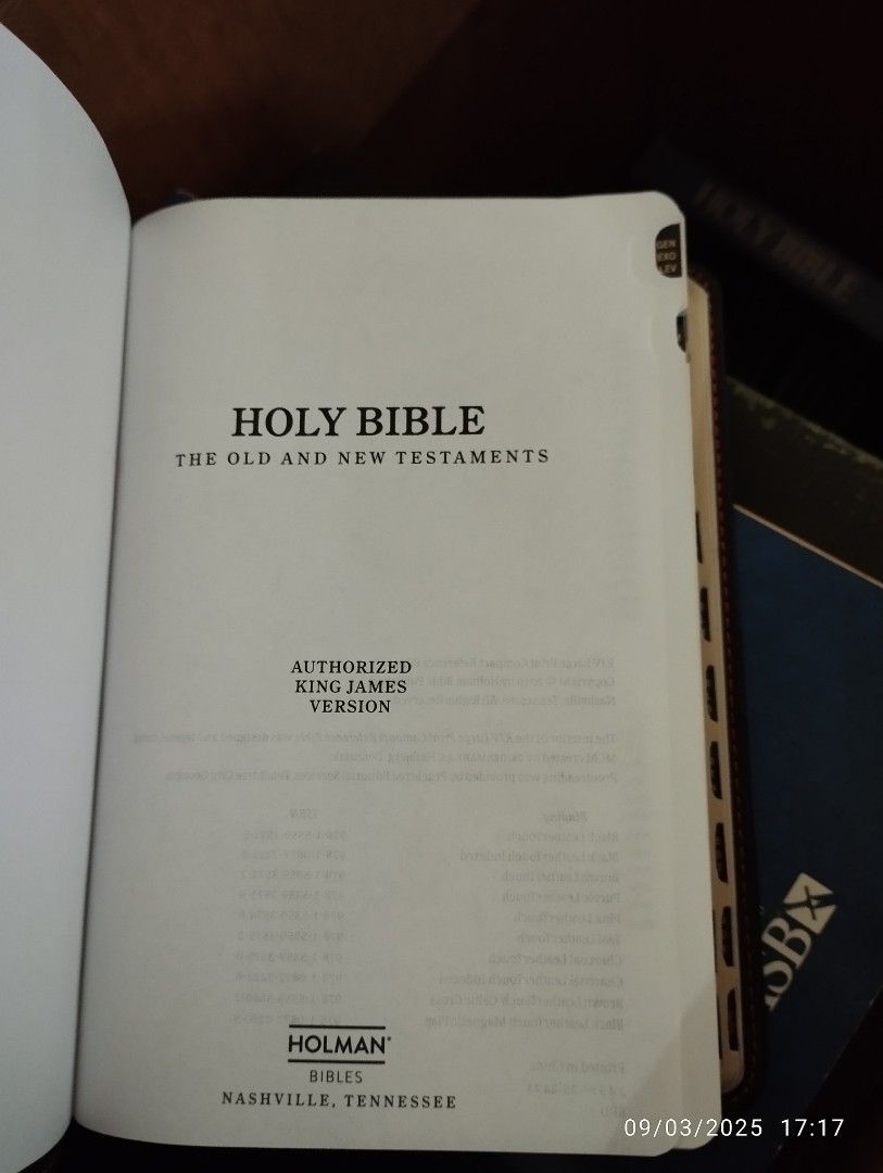 Kjv Large print compact Reference (Category: Religion Books) located in Orani. Submitted by sulitdeals1215 (Listing ID 1357294229, Image 3). Description: .