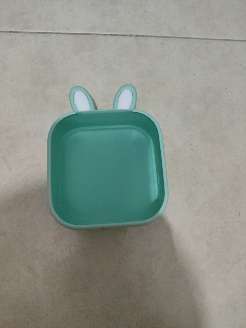 Mini printer (Category: Kids Toys) located in Singapore. Submitted by stahpekkh (Listing ID 1357320153, Image 2). Description: the bunny case for 10 the printer comes with the printer paper.