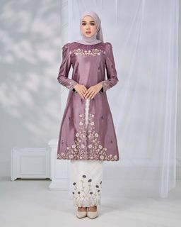 (Category: ) located in . Submitted by izzazaaa (Listing ID 1357349501, Image 1). Description: .