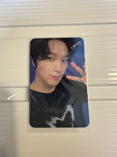 （分類：）位於 。 由 yanmunnn 提交（商品編號 1357360591，圖片 1）。簡介： 。