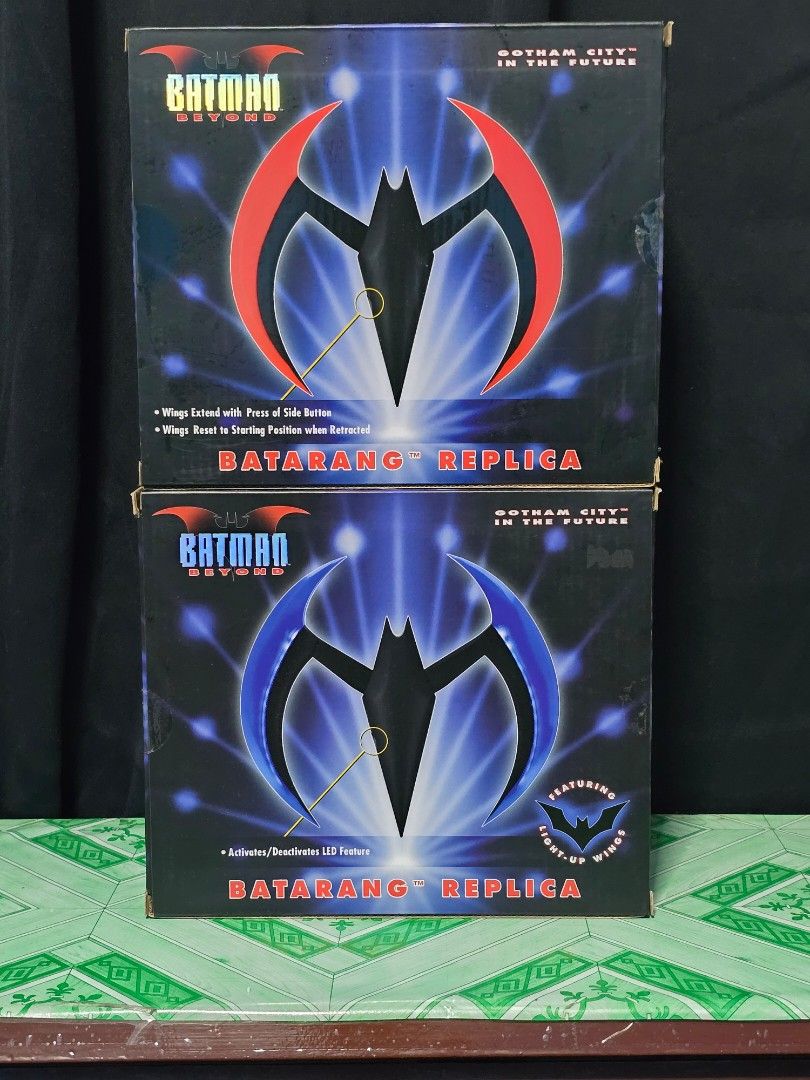 NECA - Batman Beyond Batarang Replicas Red and Blue (Category: Figurines & Statues) located in Quezon City. Submitted by justindahan (Listing ID 1357382937, Image 1). Description: Neca - Batman Beyond Batarang Replicas Red - Wings Extend Blue - LED Feature *located in Project 8 QC *mode of payment Gcash, Maya, BPI, BDO *shipping shouldered by the buyer via grab/lalamove or LBC scheduled *additional photos provided. *crossposted.