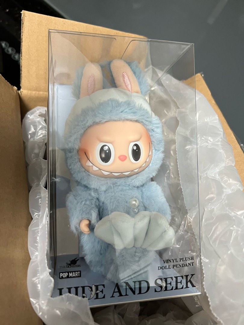 (perfect box) labubu hide and seek Merlion merbubu, Hobbies & Toys ...