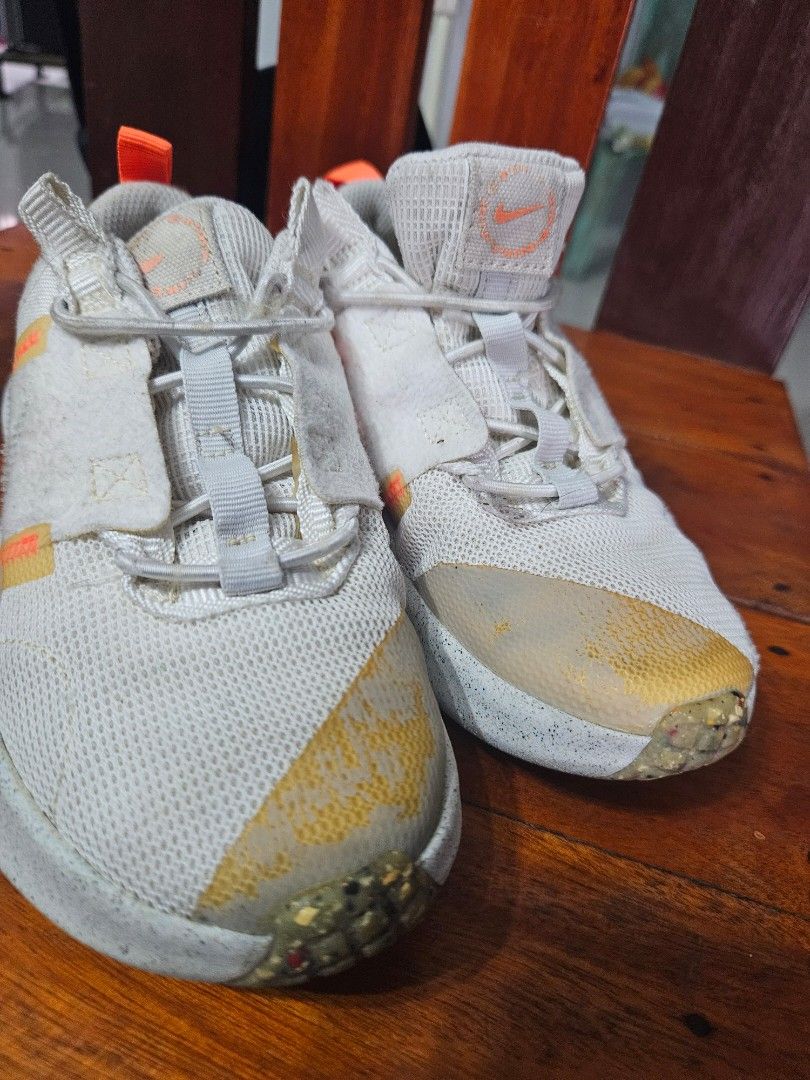 Nike shoes (Category: Babies & Kids Fashion) located in General Mariano Alvarez. Submitted by eiprilfa (Listing ID 1357243864, Image 3). Description: original. wala yung apakan sa loob..