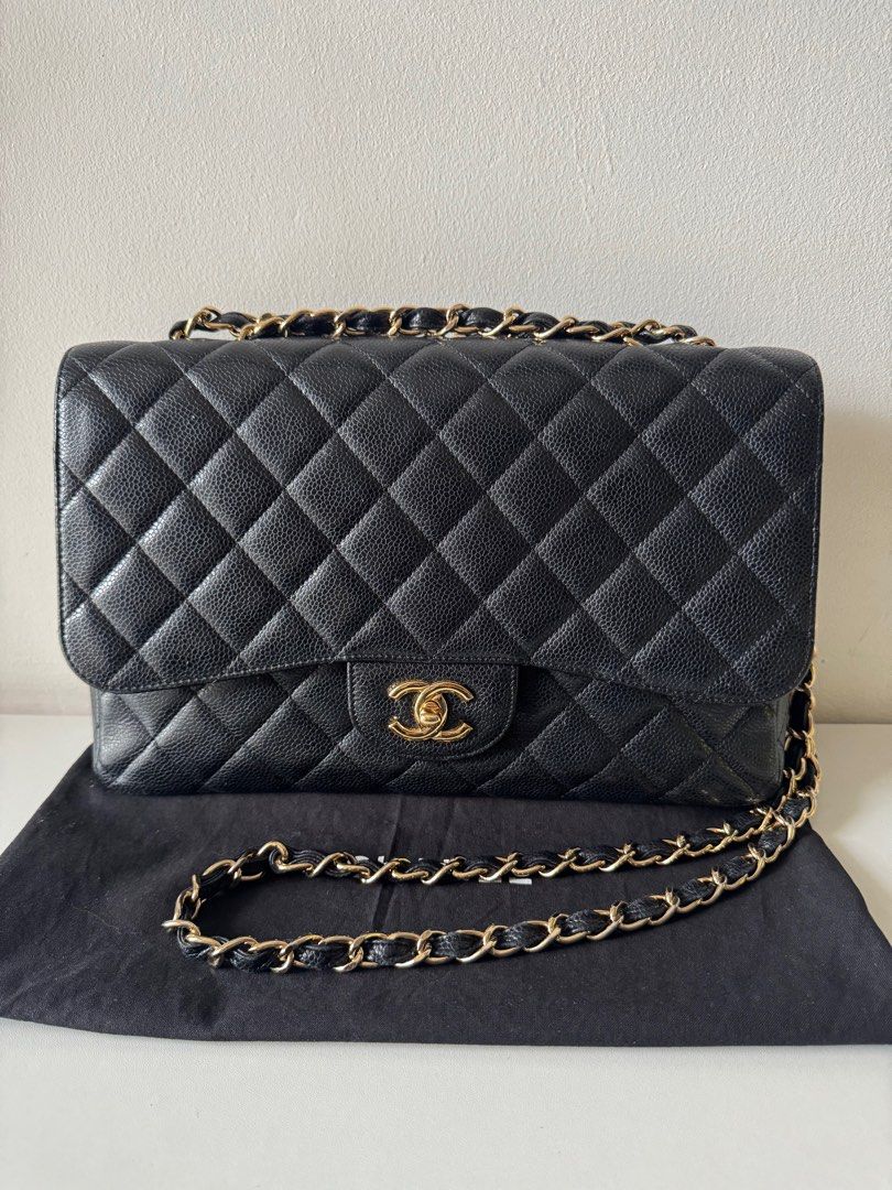 Preloved Chanel Jumbo Single Flap GHW (Category: Luxury Bags & Wallets) located in Cebu City. Submitted by simplyjoyce (Listing ID 1357190788, Image 2). Description: Preloved Chanel Jumbo Single Flap GHW With authenticity card, box, dustbag, paperbag Caviar RFS: decluttering.