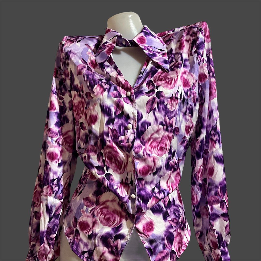 Purple Floral Long sleeve Blouse (Category: Blouses) located in Quezon City. Submitted by _bogssss (Listing ID 1357287533, Image 1). Description: Purple Floral Long sleeve Blouse Shein Medium on tag May pads sa shoulder Bust up to 42 Length 23 Brand new.