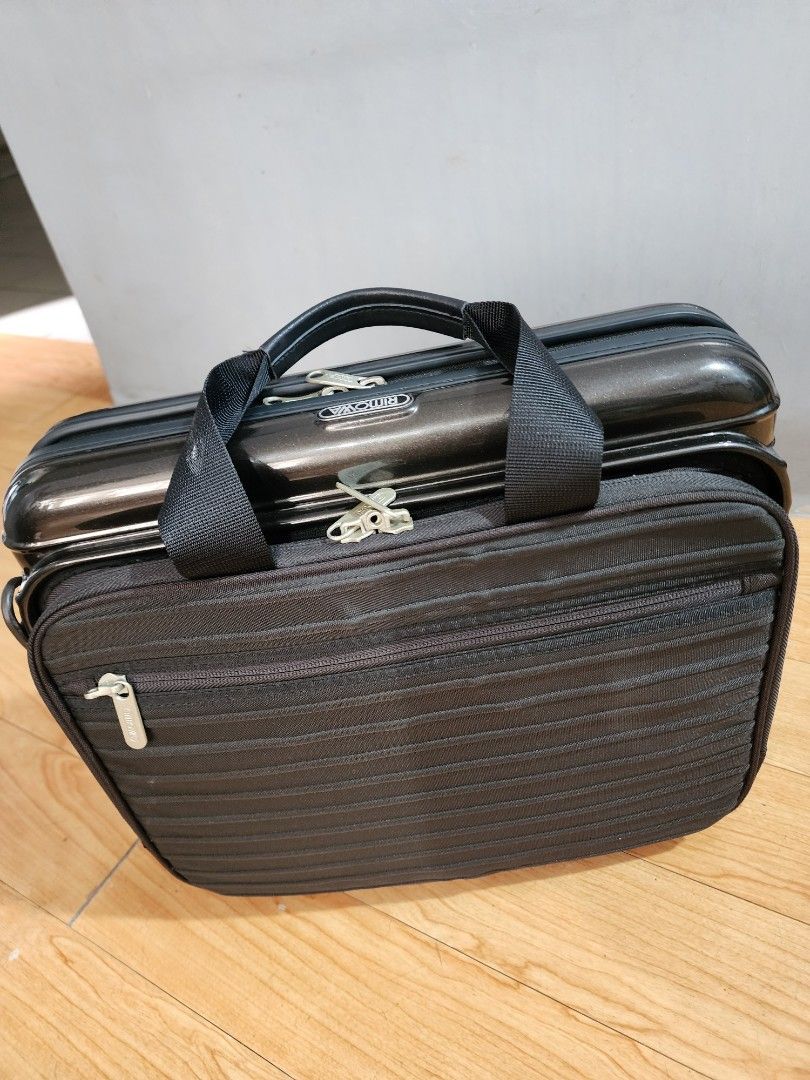 Rimowa Salsa Deluxe Briefcase (Category: Luxury Bags & Wallets) located in Mandaluyong City. Submitted by tof_reyes (Listing ID 1357226482, Image 1). Description: Excellent condition. Authentic Bought in Japan. Feel free to check the item personally.