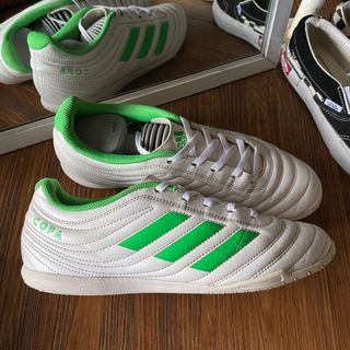 (Kategori: ) berada di . Dikirim oleh sneakerssecondmarket (ID iklan 1357383628, Gambar 1). Deskripsi: .