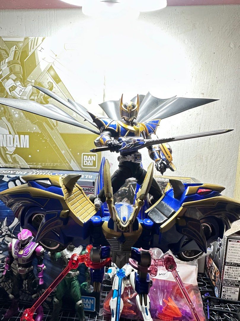 SHF Kamen Rider Knight Survive & R&M Darkraider (Category: Figurines & Statues) located in Manila. Submitted by darkcollectibles (Listing ID 1357351806, Image 3). Description: SHF Kamen Rider Knight Survive + R&M Darkraider. bad box condition, missing cards and yung figure nag fade yung paint nya..