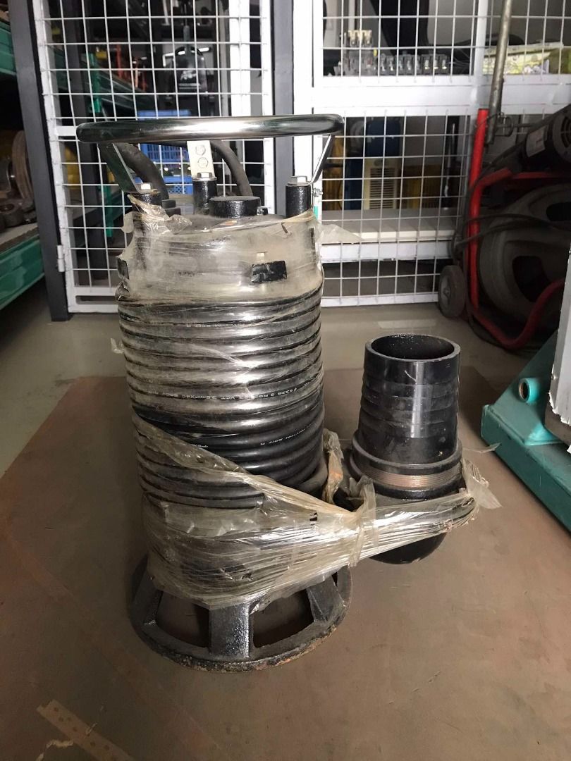 ShowFou Sewage Submersible Pump (Category: Industrial Equipment) located in Valenzuela. Submitted by toyquest (Listing ID 1357200336, Image 2). Description: output: 3phase 5HP voltage: 220v Max.Flow (L/Min): 1,170 Max.Head: 27.2M Slightly Negotiable .
