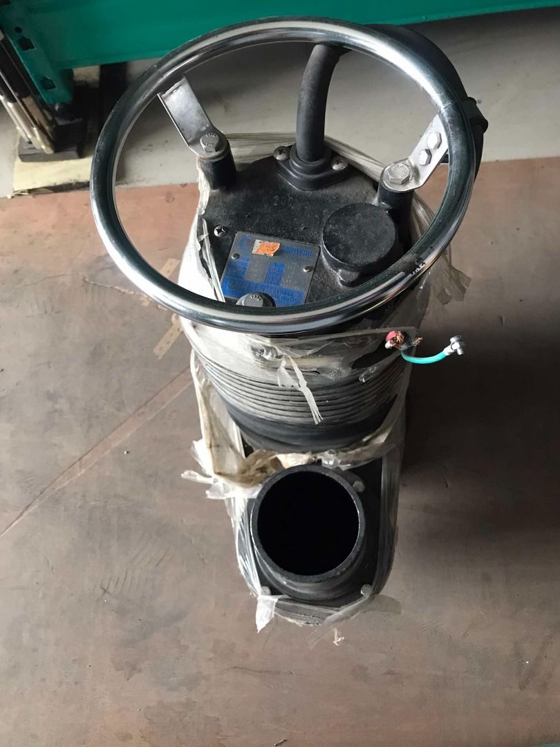 ShowFou Sewage Submersible Pump (Category: Industrial Equipment) located in Valenzuela. Submitted by toyquest (Listing ID 1357200336, Image 1). Description: output: 3phase 5HP voltage: 220v Max.Flow (L/Min): 1,170 Max.Head: 27.2M Slightly Negotiable .