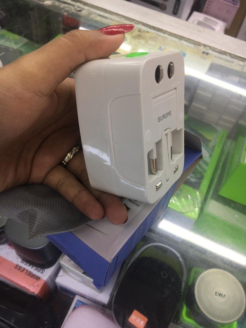 Universal Travel Adapter (Category: Electrical, Adaptors & Sockets) located in Manila. Submitted by ashleyeshk1320 (Listing ID 1357330420, Image 2). Description: universal Travel Adapter.
