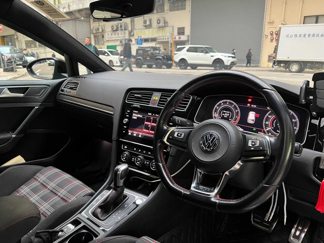 Volkswagen GOLF GTI MK7.5 PERFORMANCE Auto62863174560642111