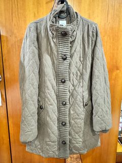 (Category: ) located in . Submitted by majs.preloved (Listing ID 1357339405, Image 1). Description: .