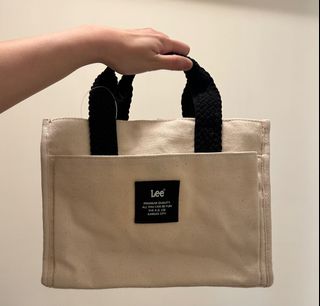 （分類：）位於 。 由 kt_kat 提交（商品編號 1359571703，圖片 1）。簡介： 。