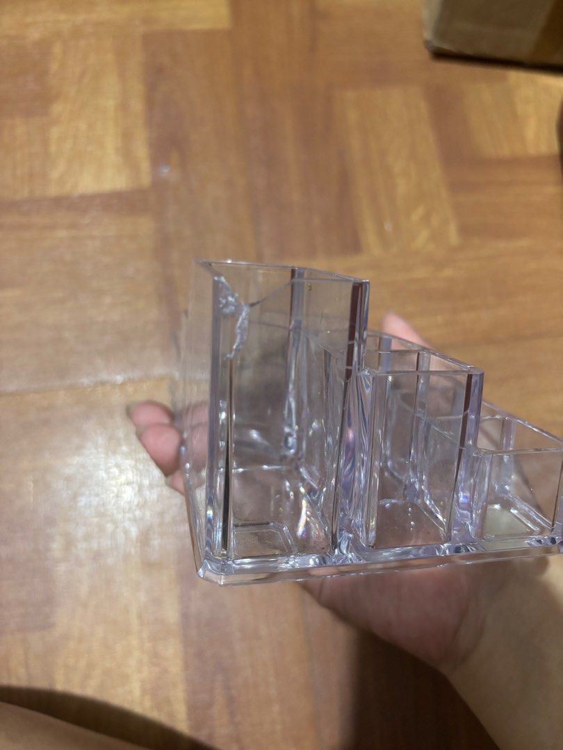 Acrylic Makeup Organizer (Category: Storage Boxes & Baskets) located in Marikina City. Submitted by everythingisnegotiable (Listing ID 1361418772, Image 3). Description: Acrylic Makeup Organizer. In perfect condition except for small chip seen in third pic. Thick acrylic RFS: never had space for it in dresser.