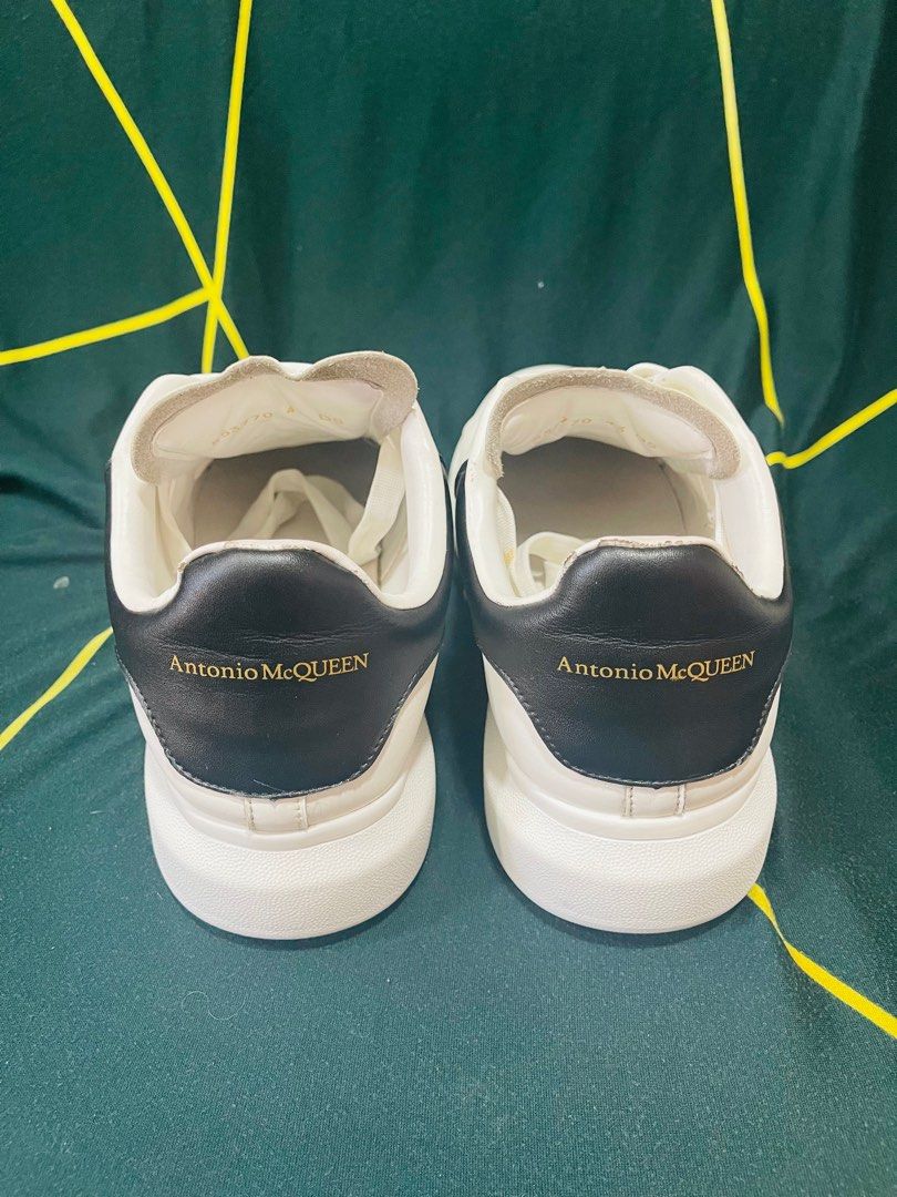 ANTONIO MCQUEEN WHITE SHOES (Category: Sneakers) located in Taguig. Submitted by laineeyyyy (Listing ID 1361440206, Image 3). Description: Antonio Mcqueen Size 43 Husband's personal fave but have to let go Need funds.