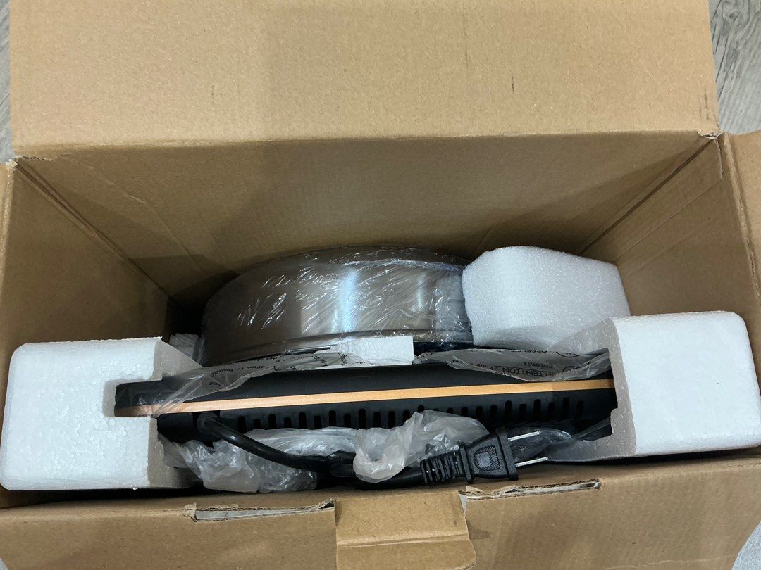 Asahi IS-102 Induction Stove (Category: BBQ, Grills & Hotpots) located in Manila. Submitted by somethingpersonal (Listing ID 1361398583, Image 3). Description: Brand new Asahi IS-102 Induction Stove 6 Cooking modes 15kg Maximum load Free 29cm soup pot Comes with a box Can be delivered for free, depending on the area. Otherwise, buyer to shoulder shipping fee. .